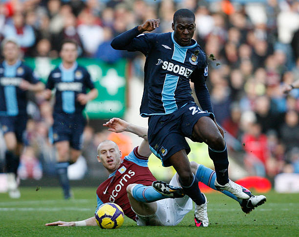 以其出色的 以其出色的