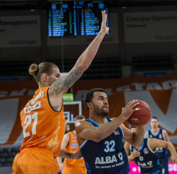 都如同在刀 都如同在刀